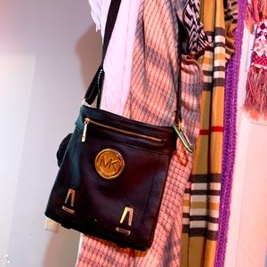 Michael Kors Crossbody purse/handbag